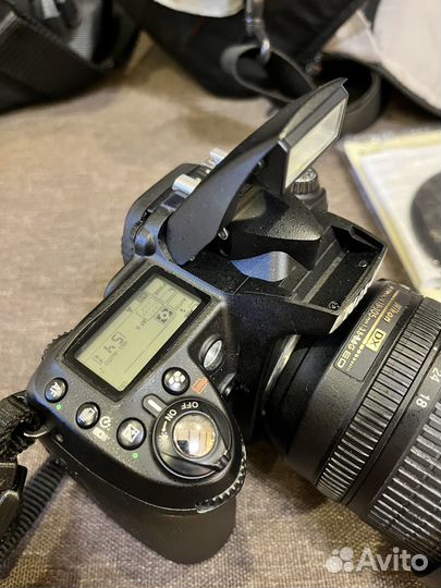 Зеркальный фотоаппарат Nikon D90