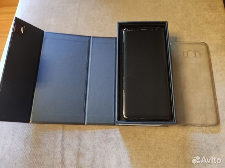 Samsung Galaxy S8, 4/64 ГБ