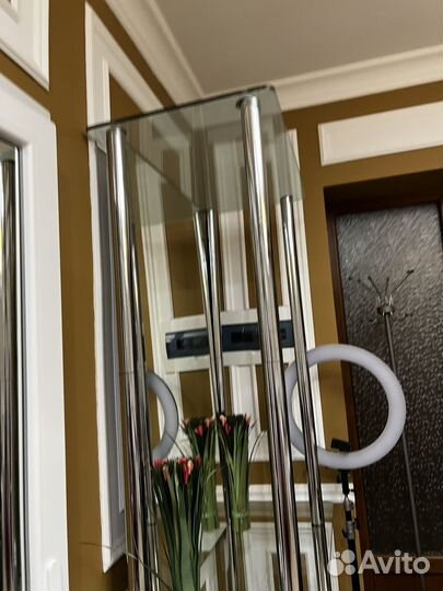 Парикмахерский стол