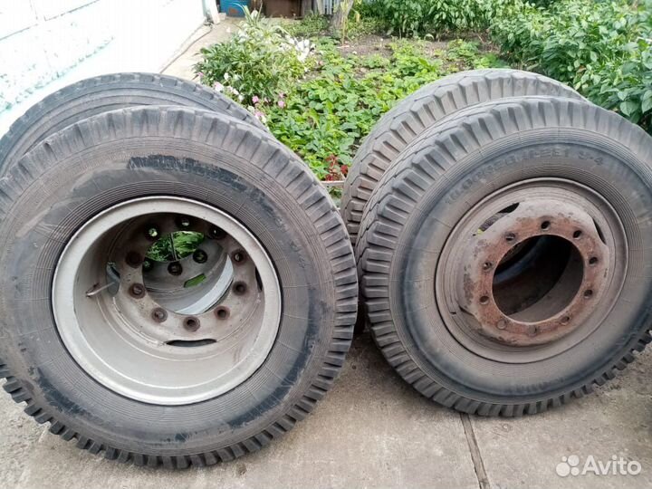 Шины бу 10.00r20