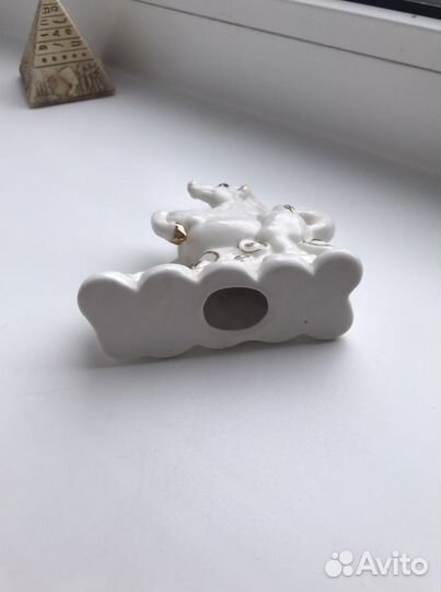 Статуэтка лошадь