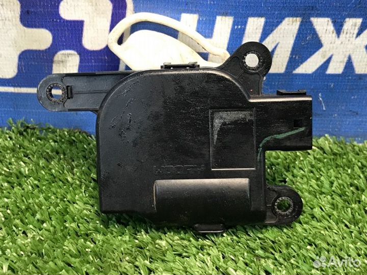 Моторчик заслонки печки Kia Magentis MG 2.0 G4KA