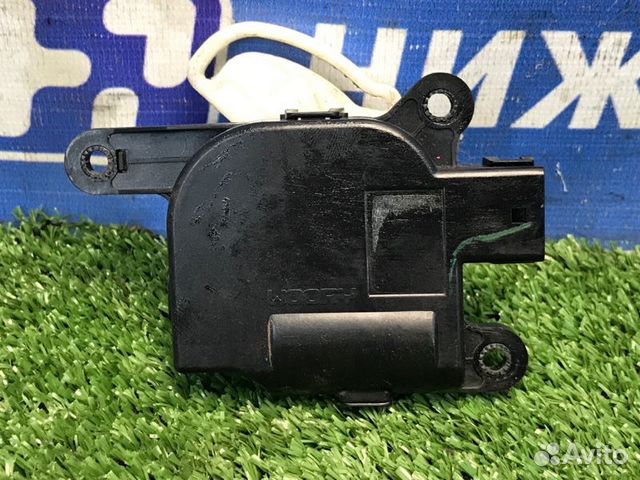 Моторчик заслонки печки Kia Magentis MG 2.0 G4KA