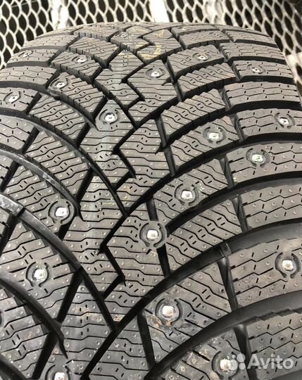 Pirelli Scorpion Ice Zero 2 265/45 R21 108H