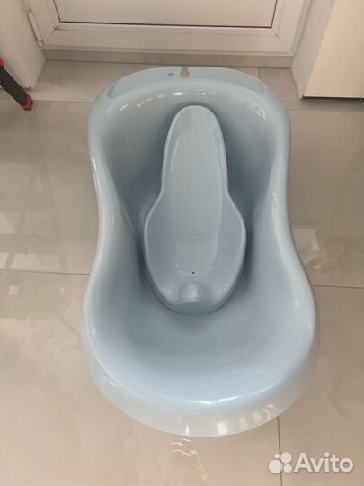 Ванночка для купания с горкой