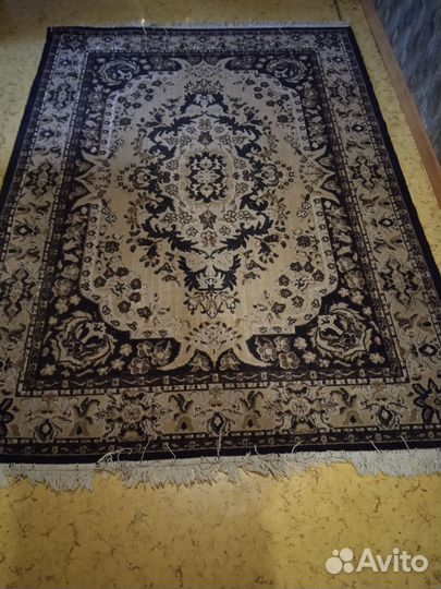 Ковер бу 2.2 на 1.6