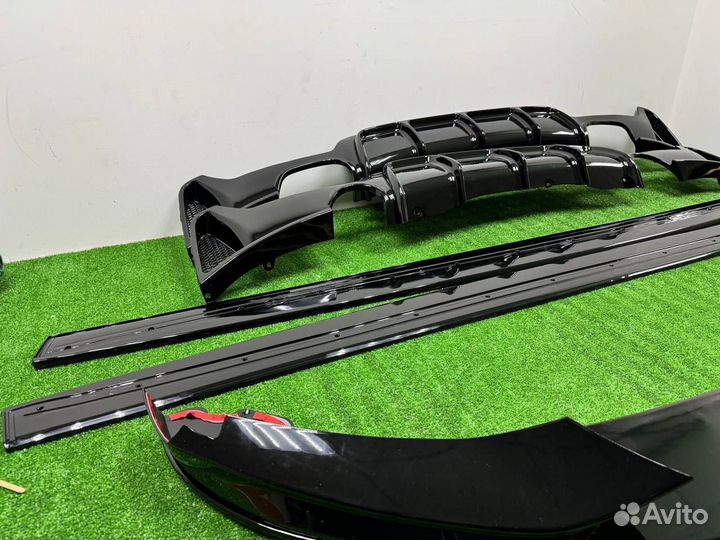 Губа лезвия диффузор Глянец BMW F32 F36 F33
