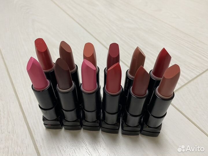 Губная помада just