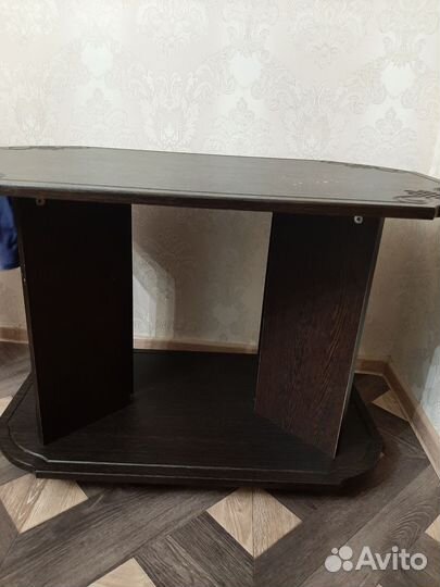 Журнальный стол