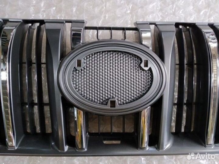 Решетка радиатора Toyota Land Cruser Prado J150
