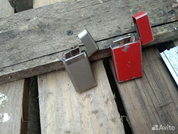 Зажигалки ретро