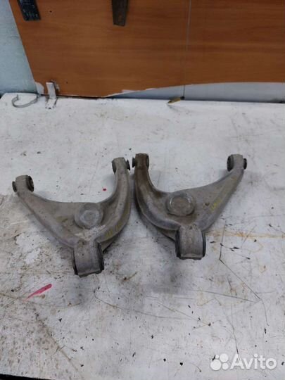 Рычаг задний Peugeot 407 Пежо 407