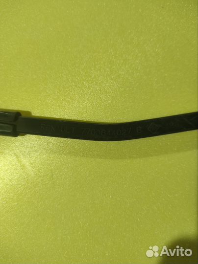 Поводок дворника рено