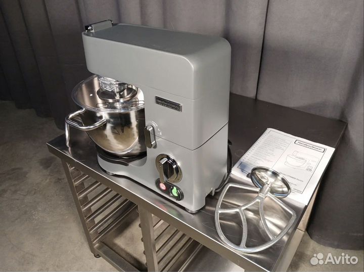 Миксер планетарный Hamilton Beach CPM800, новый,8л