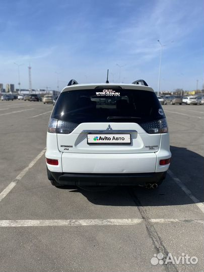 Mitsubishi Outlander 3.0 AT, 2011, 268 000 км