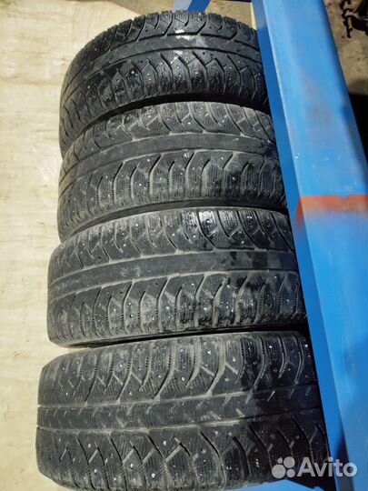 Bridgestone Ice Cruiser 5000 205/60 R16