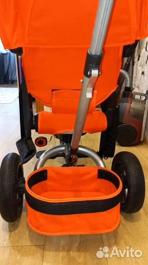 Велосипед с родительской ручкой