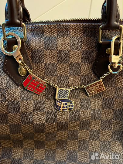 Брелок louis vuitton оригинал