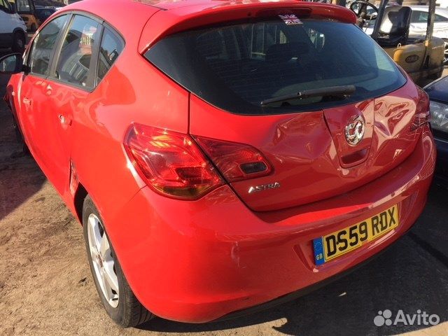 Разбор на запчасти Opel Astra J