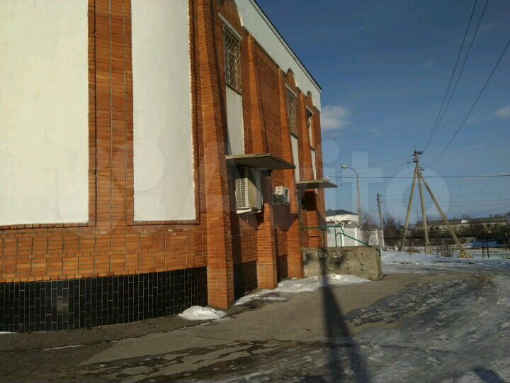 Помещение свободного назначения, 180 м²