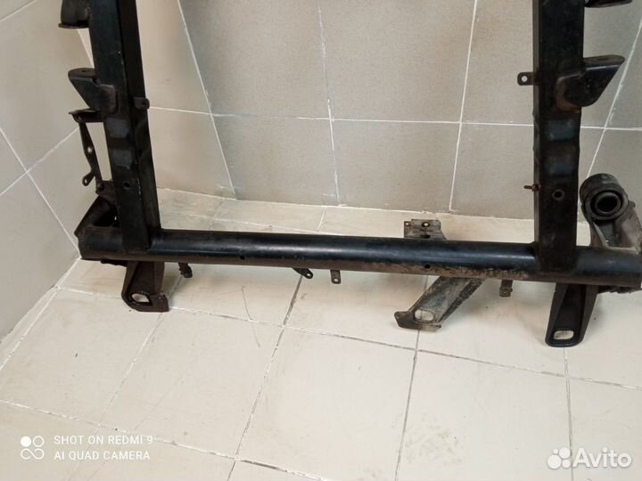 Подрамник передний Mercedes Benz w638