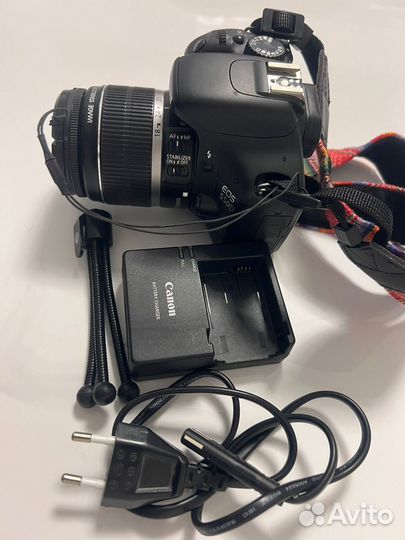 Зеркальный фотоаппарат canon d550