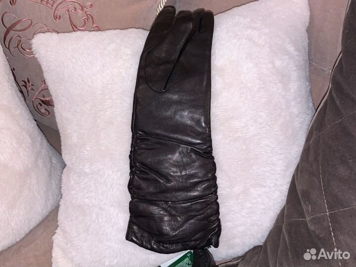 Перчатки женские кожаные новые