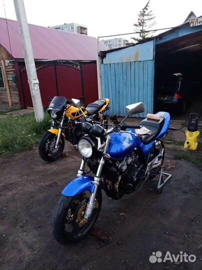 Honda CB400SF Vtec