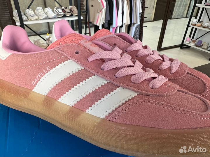 Adidas Gazelle indoor pink