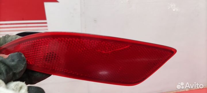 Отражатель заднего бампера Toyota Camry V50