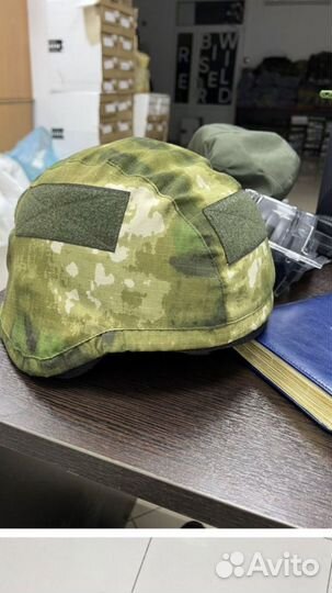 Чехол на шлем с ушами мох