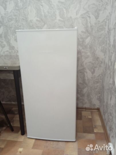 Продаю холодильник