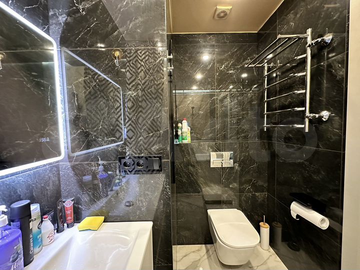 2-к. квартира, 58 м², 2/5 эт.