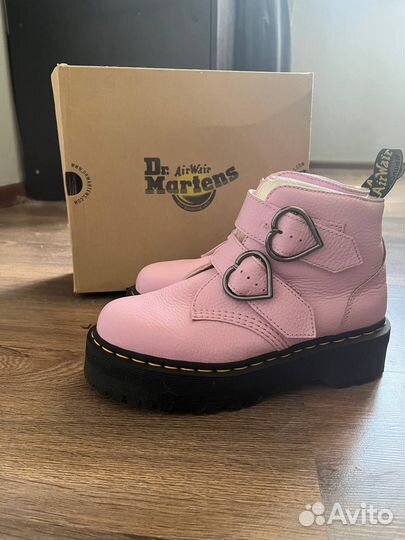 Ботинки DR martens devon heart розовые