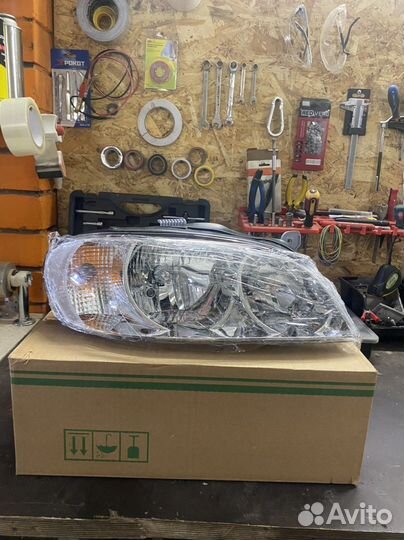 Фара правая Киа спектра