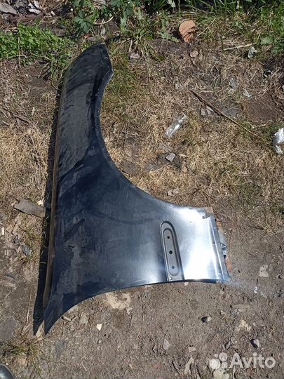 Крыло пер прав w 203