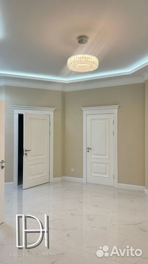 Дверь деревянная