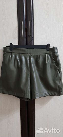 Шорты кожзам