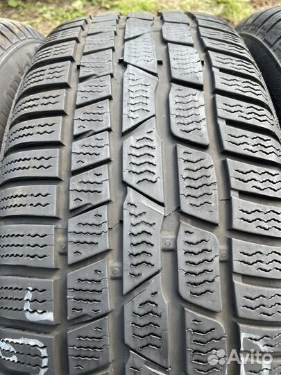 Continental ContiWinterContact TS 830 P 215/60 R16