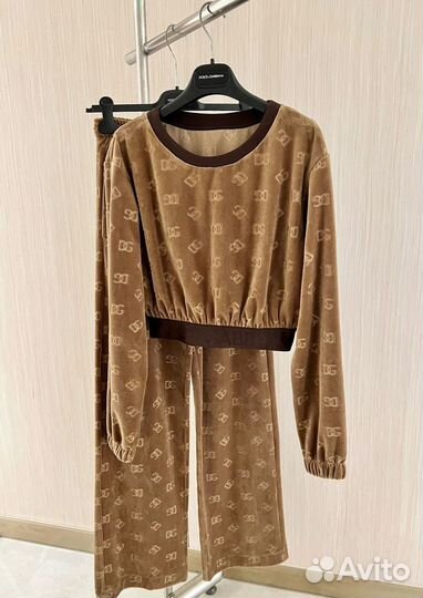 Костюм dolce gabbana женский