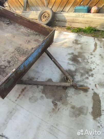 Прицеп легковой одноосный бу