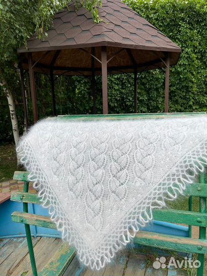 Пуховая шаль Пуховая косынка