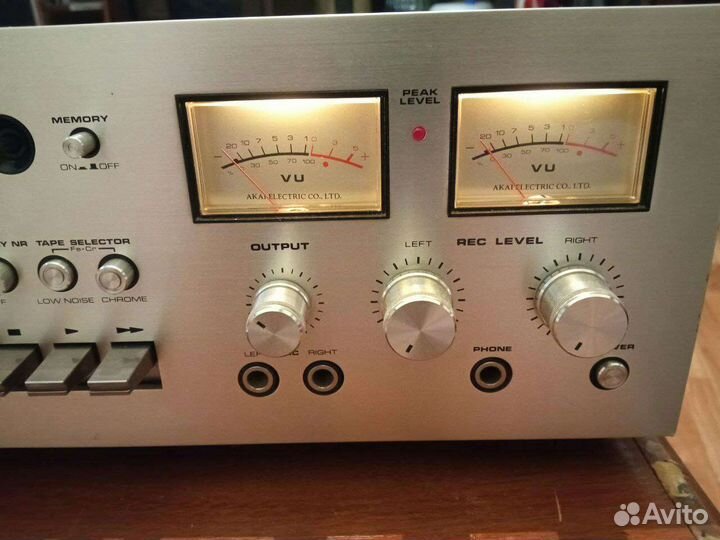 Кассетная дека Akai GXC-710D