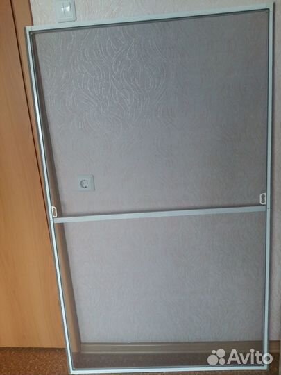 Москитная сетка в отличном состоянии
