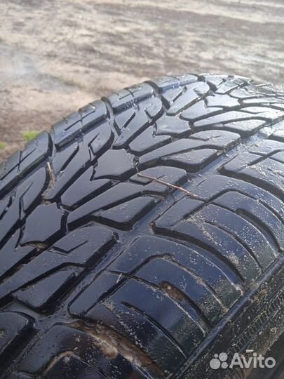 Nexen Roadian HP 215/65 R16