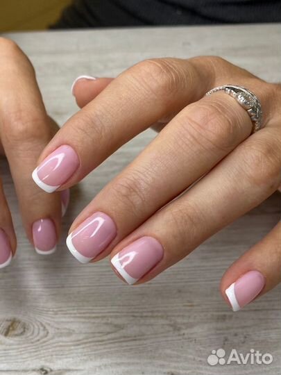 Маникюр педикюр