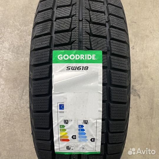 Goodride SW 618 215/55 R18 99H