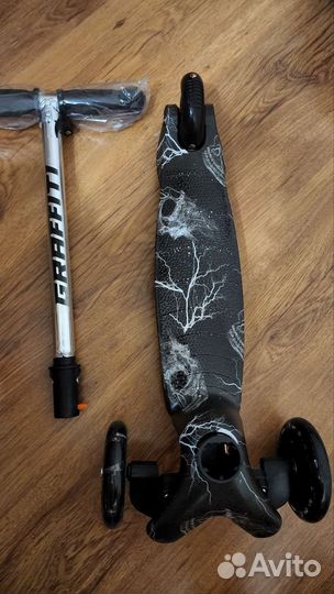 Самокат детский колеса светятся