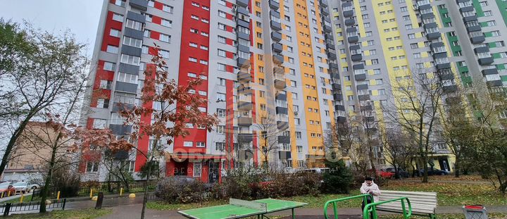 2-к. квартира, 55 м², 5/17 эт.