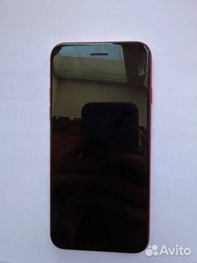 Телефон iPhone se 2020 Red